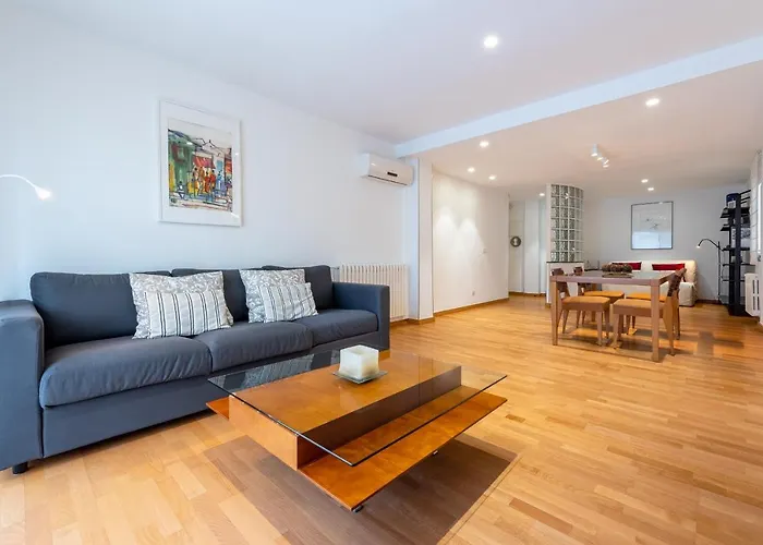 Hauzify I Apartament Llao