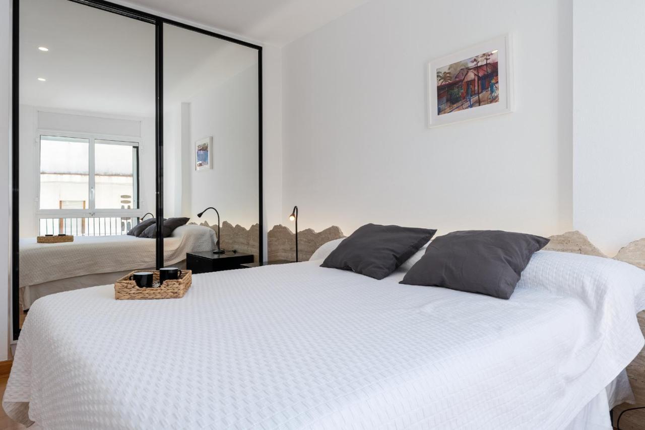 Hauzify I Llao Apartment *